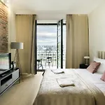 Aboutartapartments - By The River