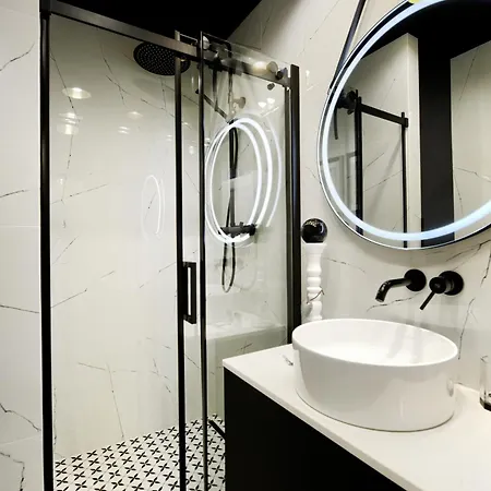 Apartment Aboutartapartments - By The River *