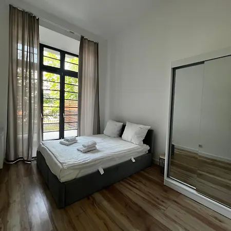 Aboutartapartments - By The River * Wroclaw