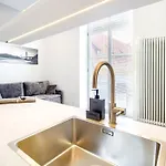 Aboutartapartments - By The River
