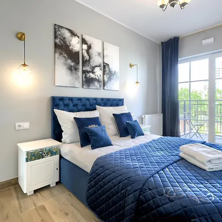Aboutartapartments - By The River Apartment *