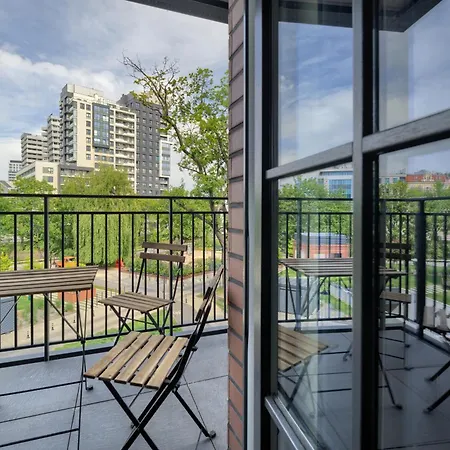 Aboutartapartments - By The River Apartament