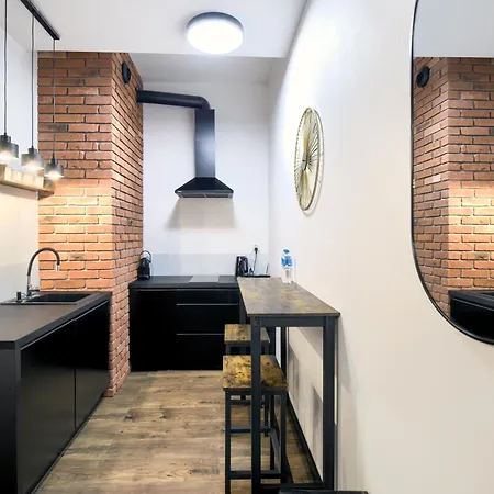 Aboutartapartments - By The River Apartment